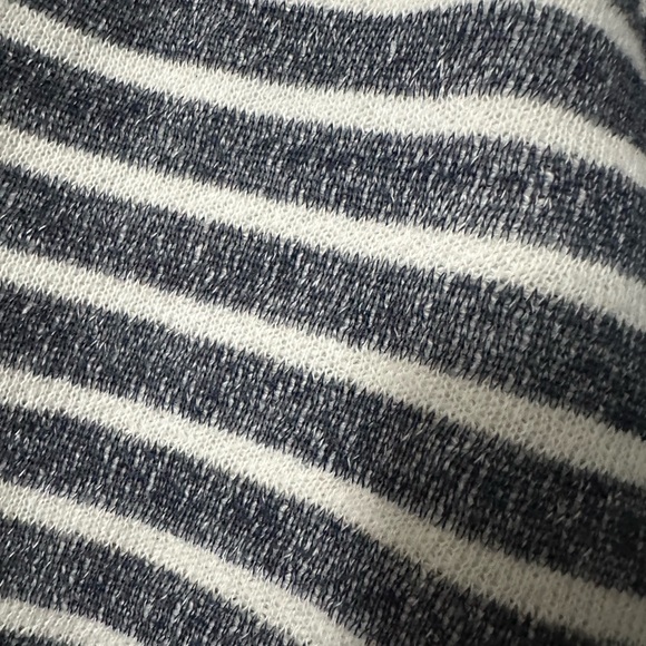 Zara - Women’s Striped Knit Sweater in Beige and Gray. - Picture 4 of 4